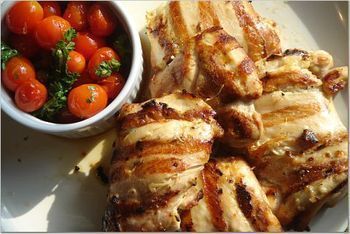 עוף ועגבניות בגריל עוף ועגבניות בגריל